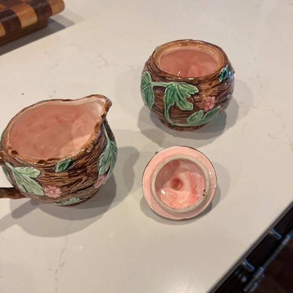 Majolica Creamer & Sugar Bowl By Haldon Group 1985 - Picture 7 of 9